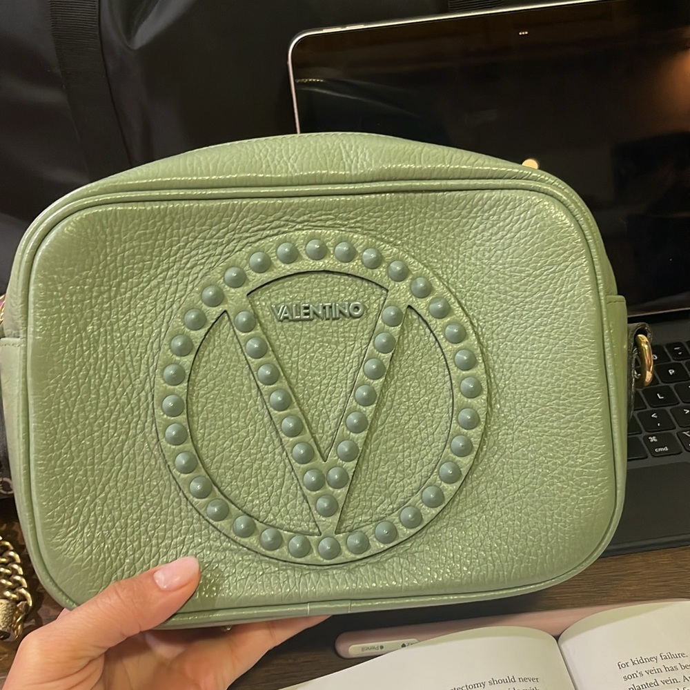 Beautiful valentino clutch.